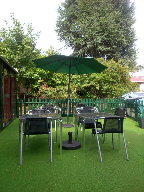 Le Vert Galant Villepinte Gare Vert Galant Parc Des Expositions Exterior photo